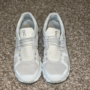 On running: cloud 5 women’s shoe